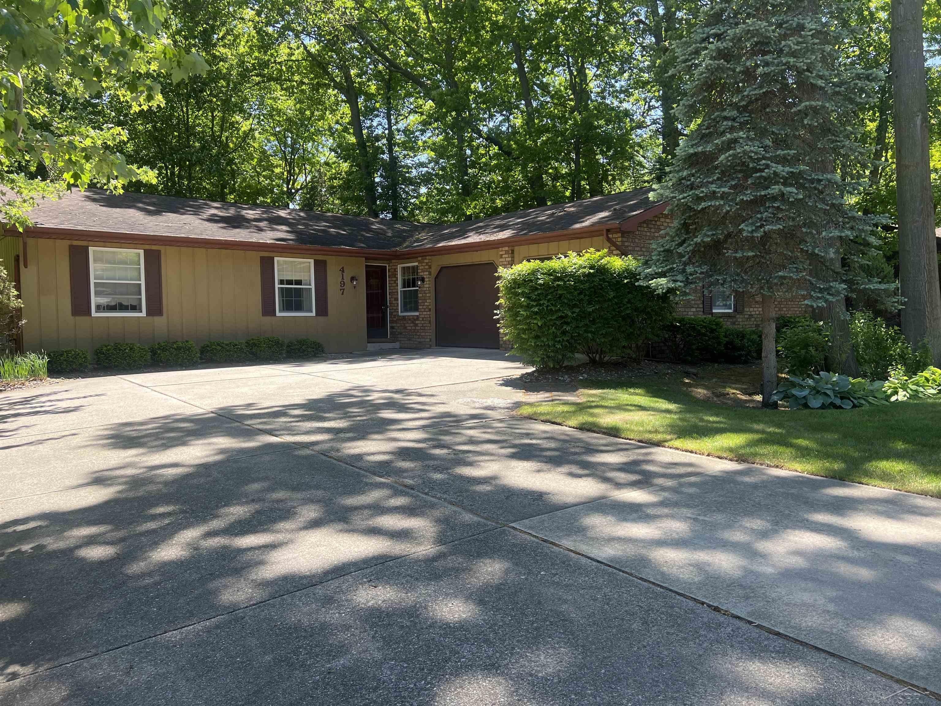 4197 Scarlet Oak Drive