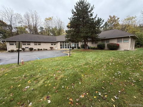 3380 Beecher Road Flint City MI 48532