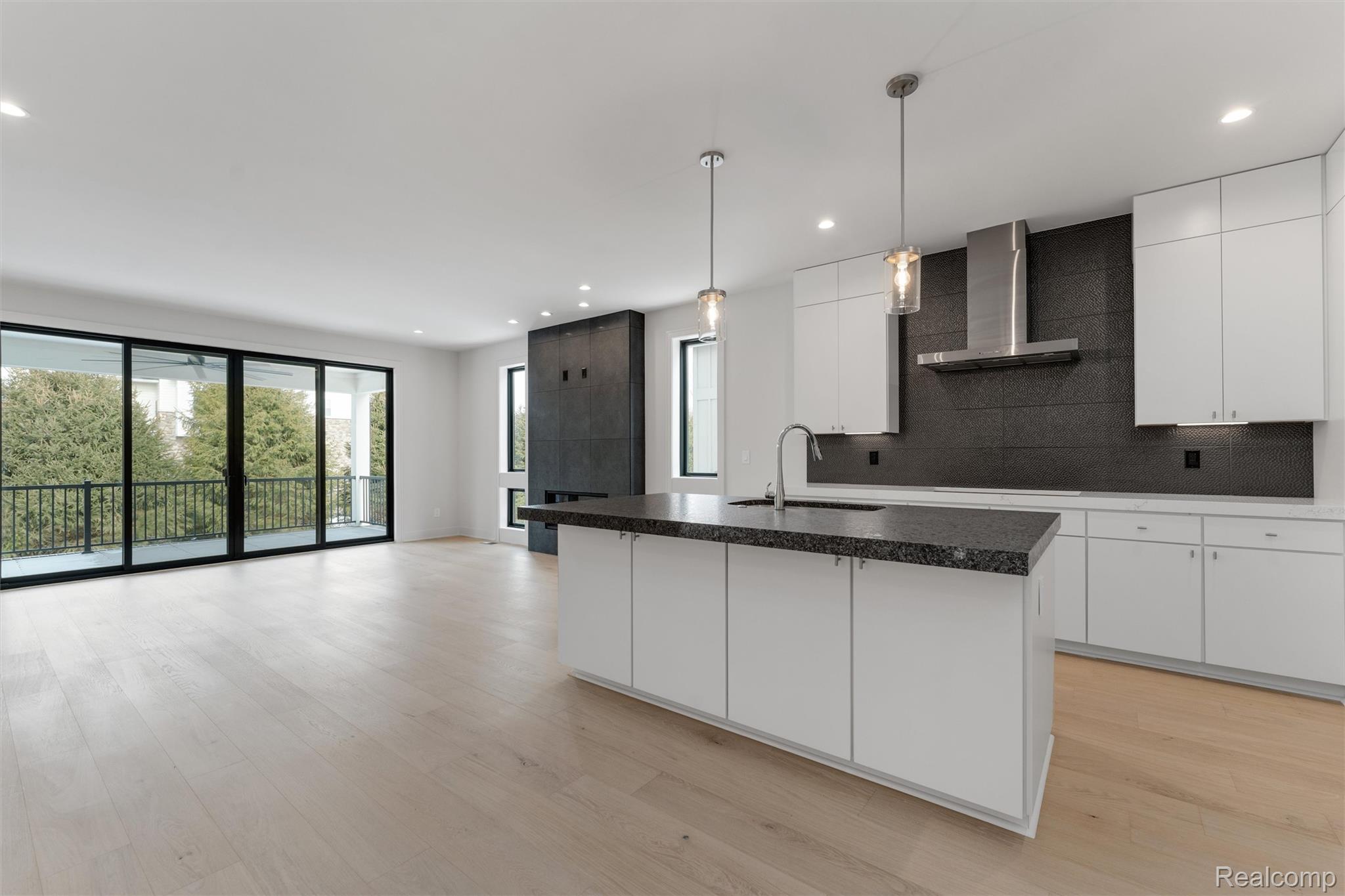 39 South Trail Court