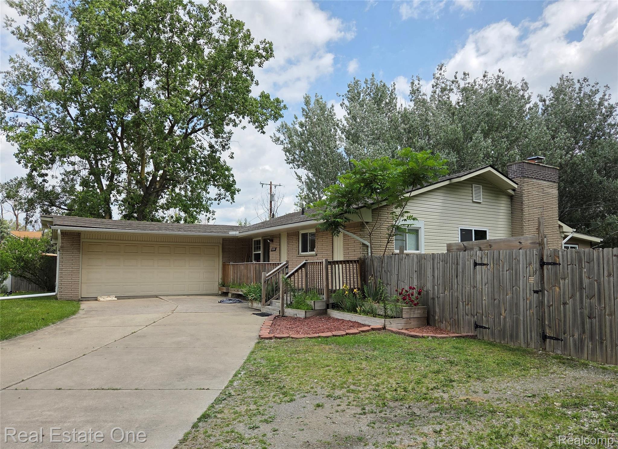 15701 MIDDLEBELT Road