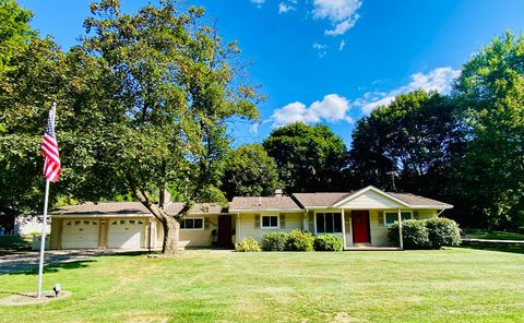 1205 Leinbach Avenue Bloomfield Charter Township MI 48302