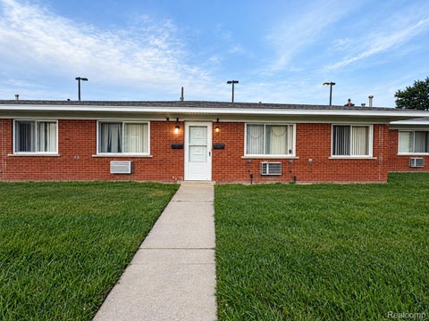 Photo for 125 Arcola Street 6