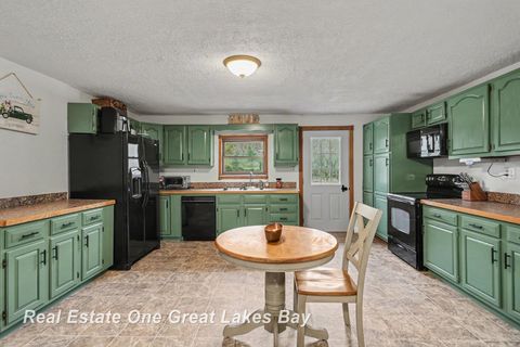 Tiny photo for 12467 Dorwood Road, Taymouth Township, MI 48417 (MLS # 61050201445)