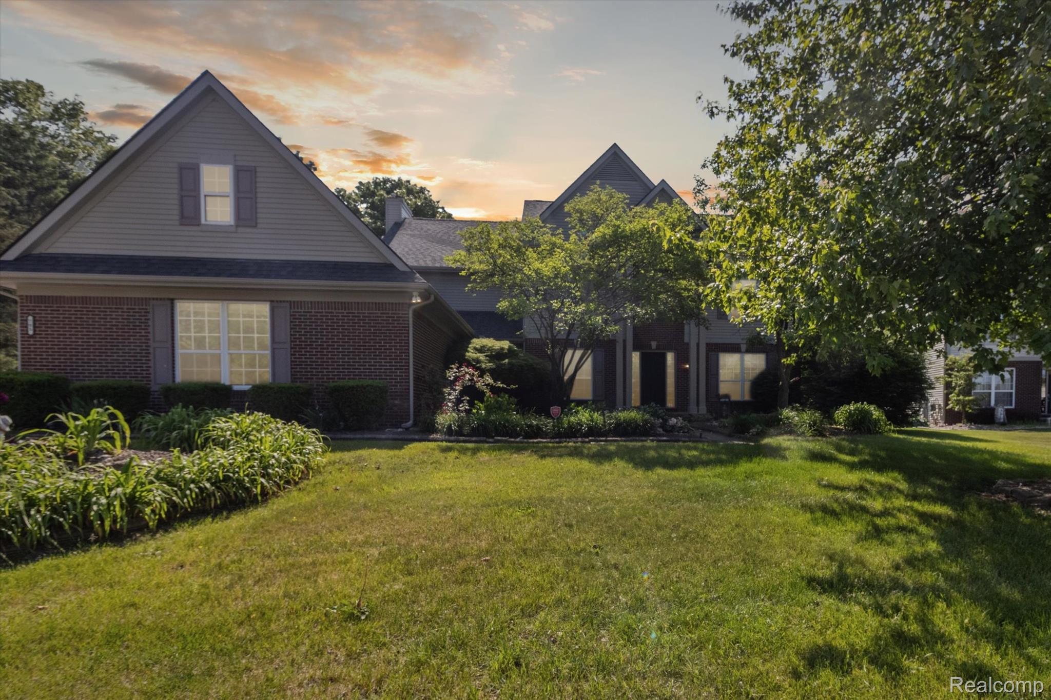 785 Akehurst Lane