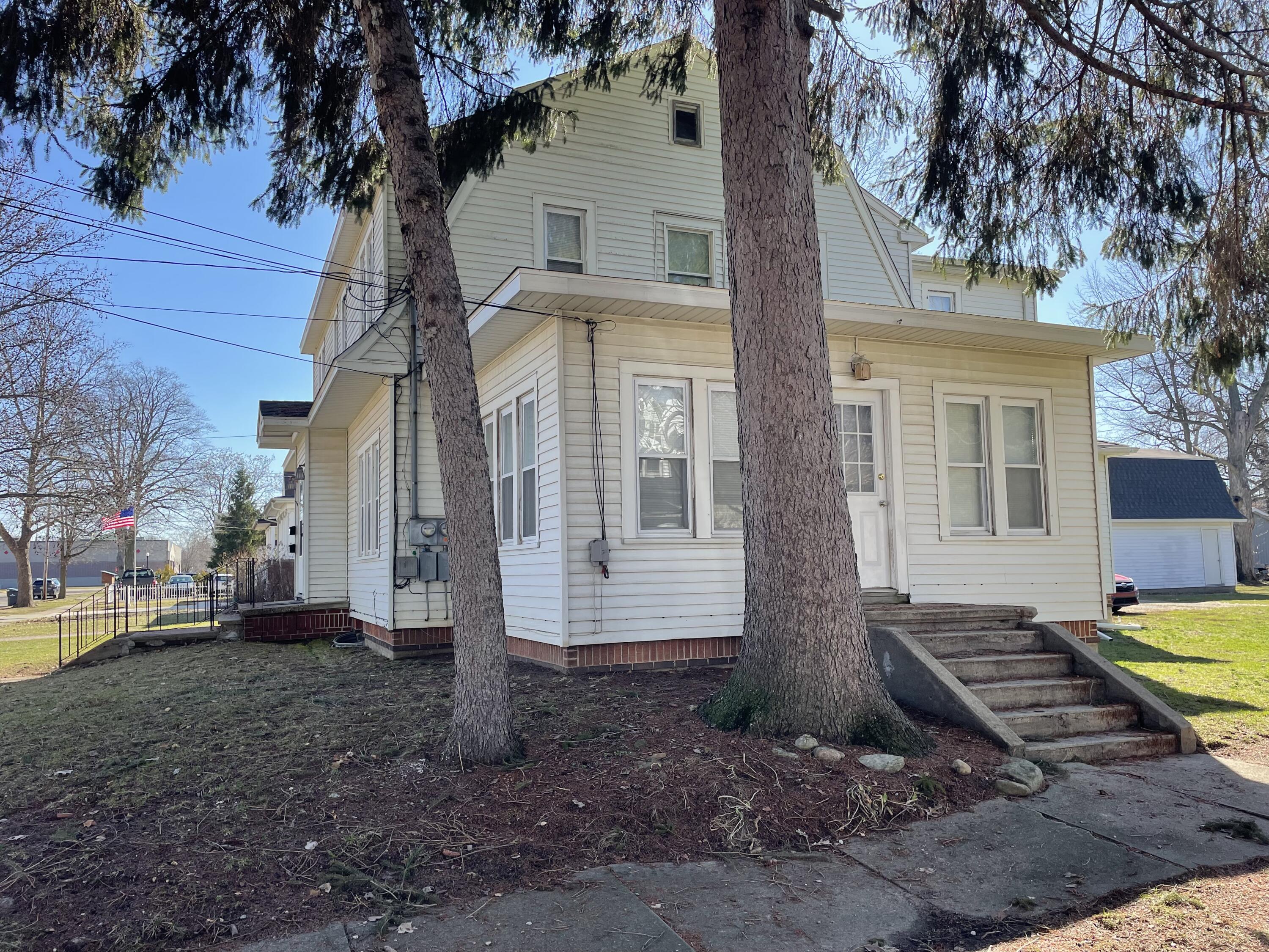 229 W Orleans Street