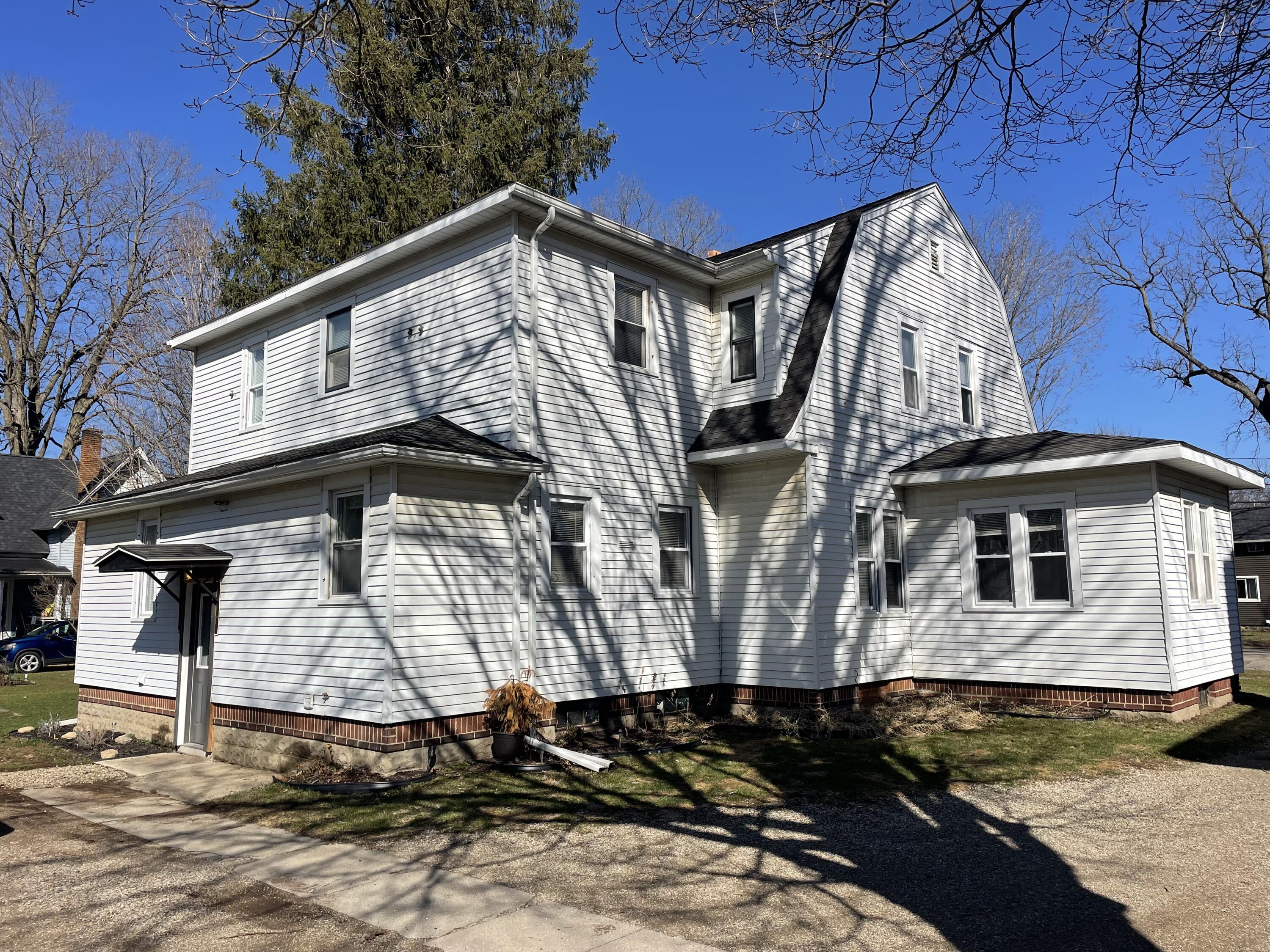 229 W Orleans Street