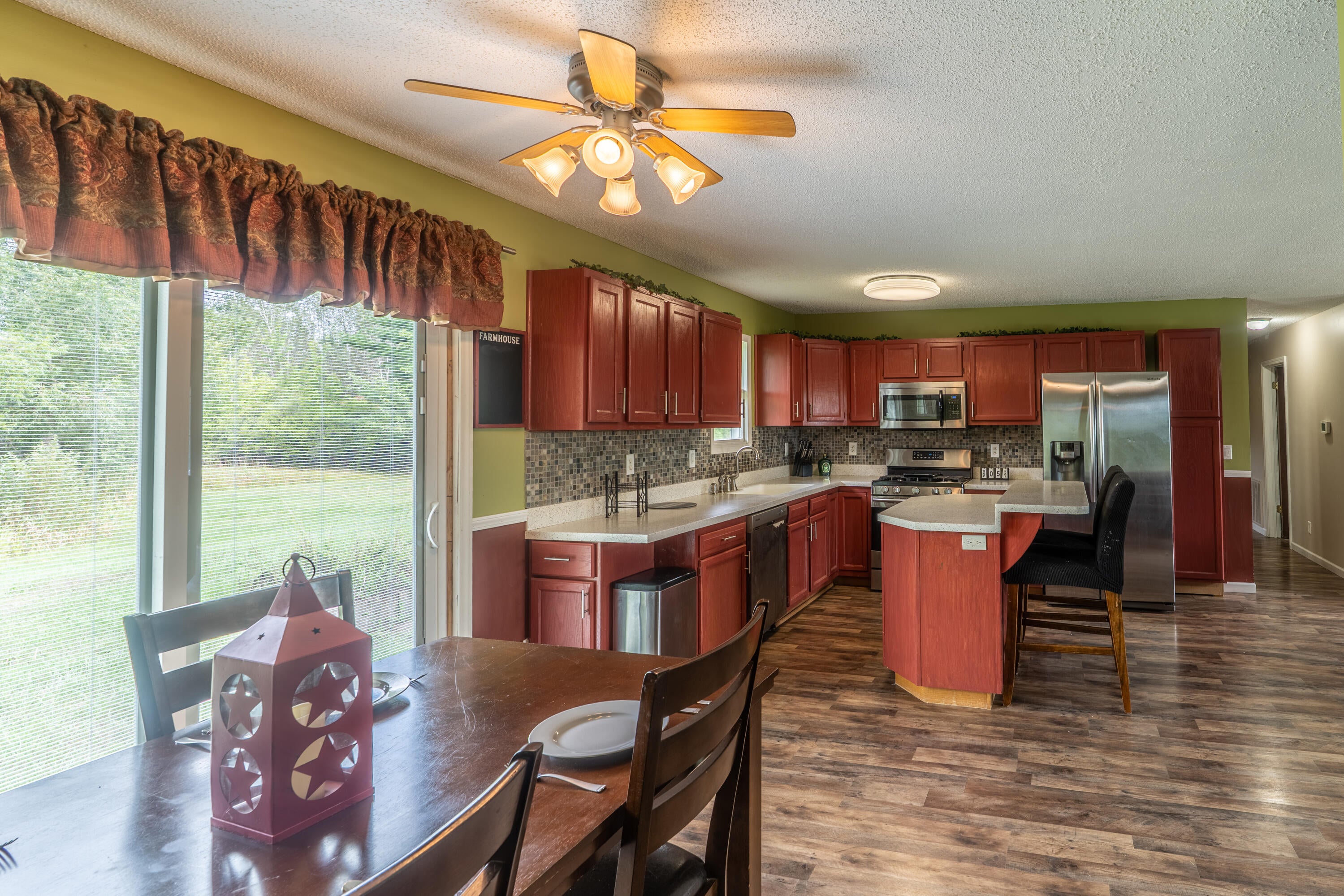 928 E Riley-Thompson Road