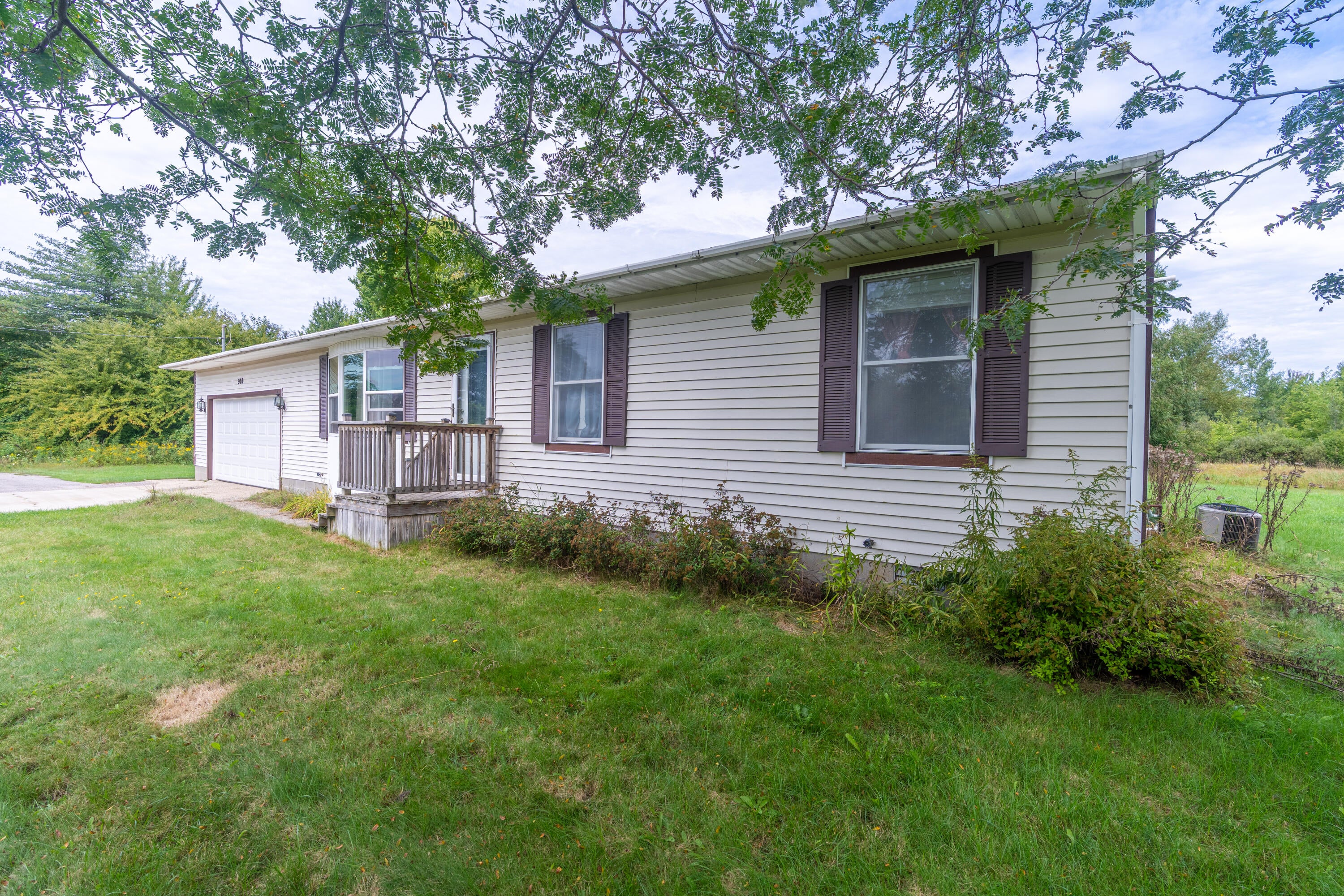 928 E Riley-Thompson Road
