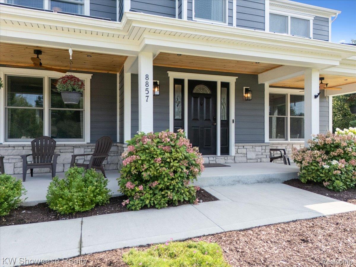 8857 Meadow Farm Drive