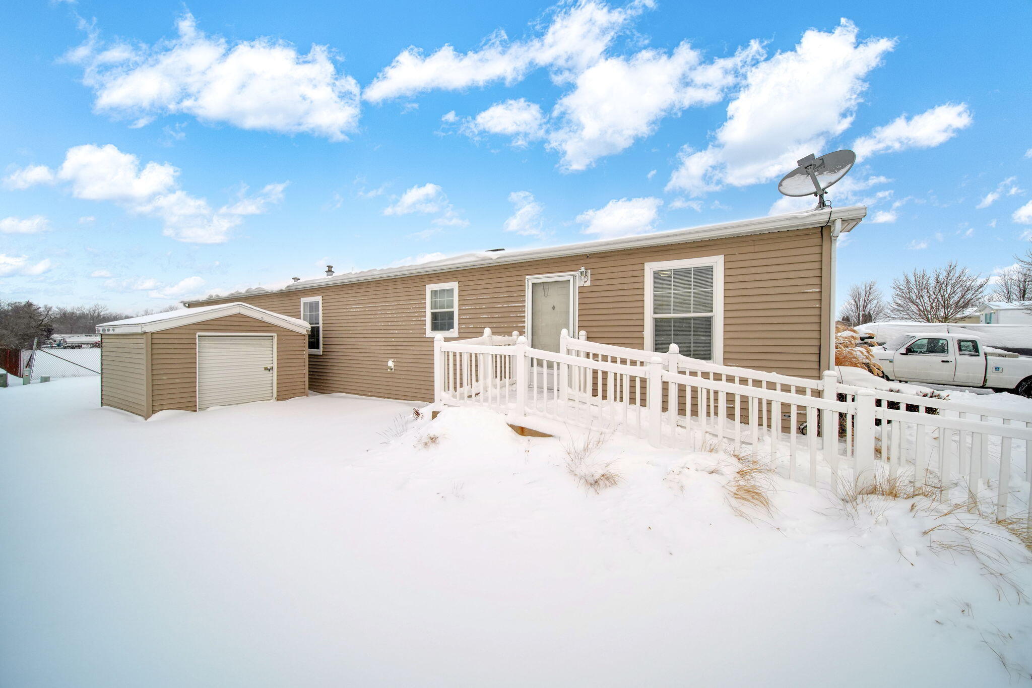 324 Grand River Drive