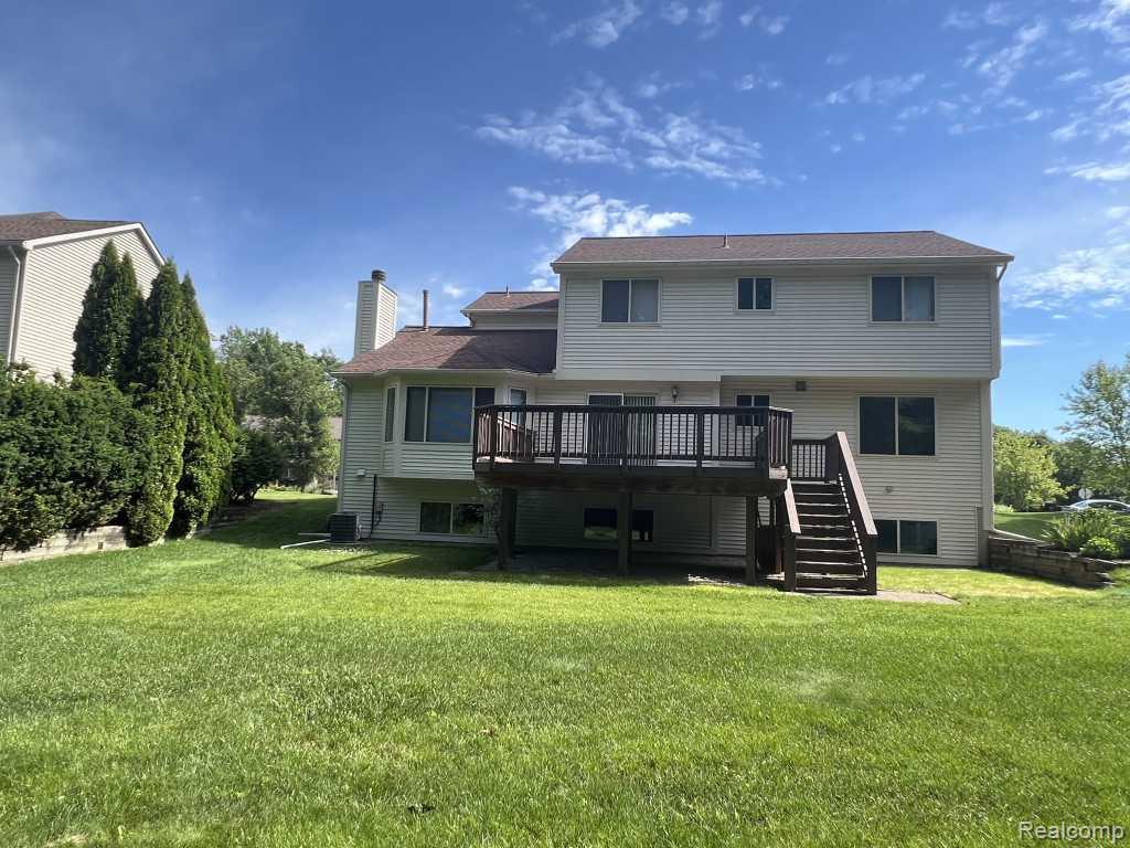5931 Cedar Ridge Drive