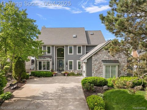 3448 Circle Drive Commerce Charter Township MI 48382