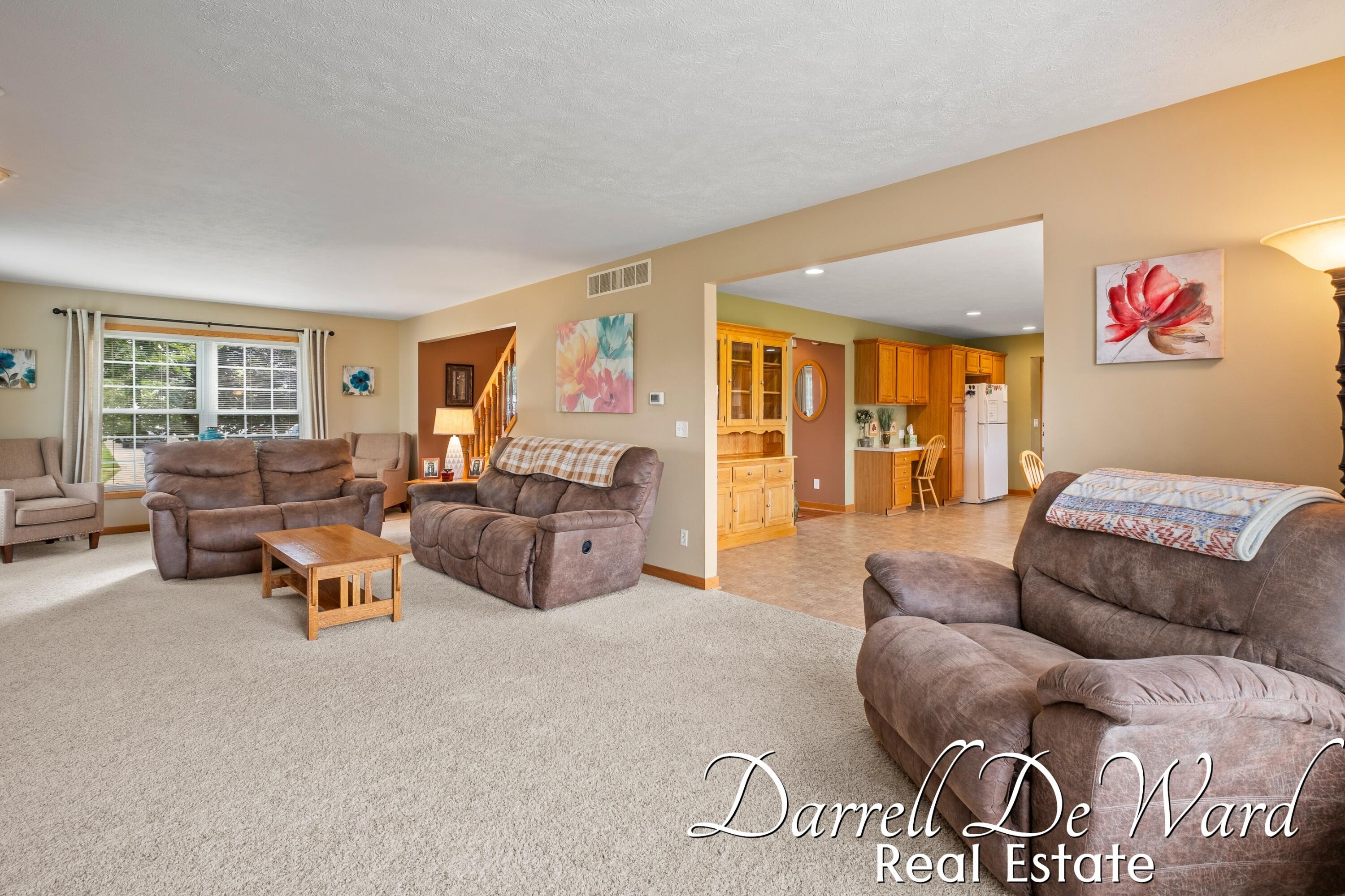 7665 Golf Meadows Drive SE