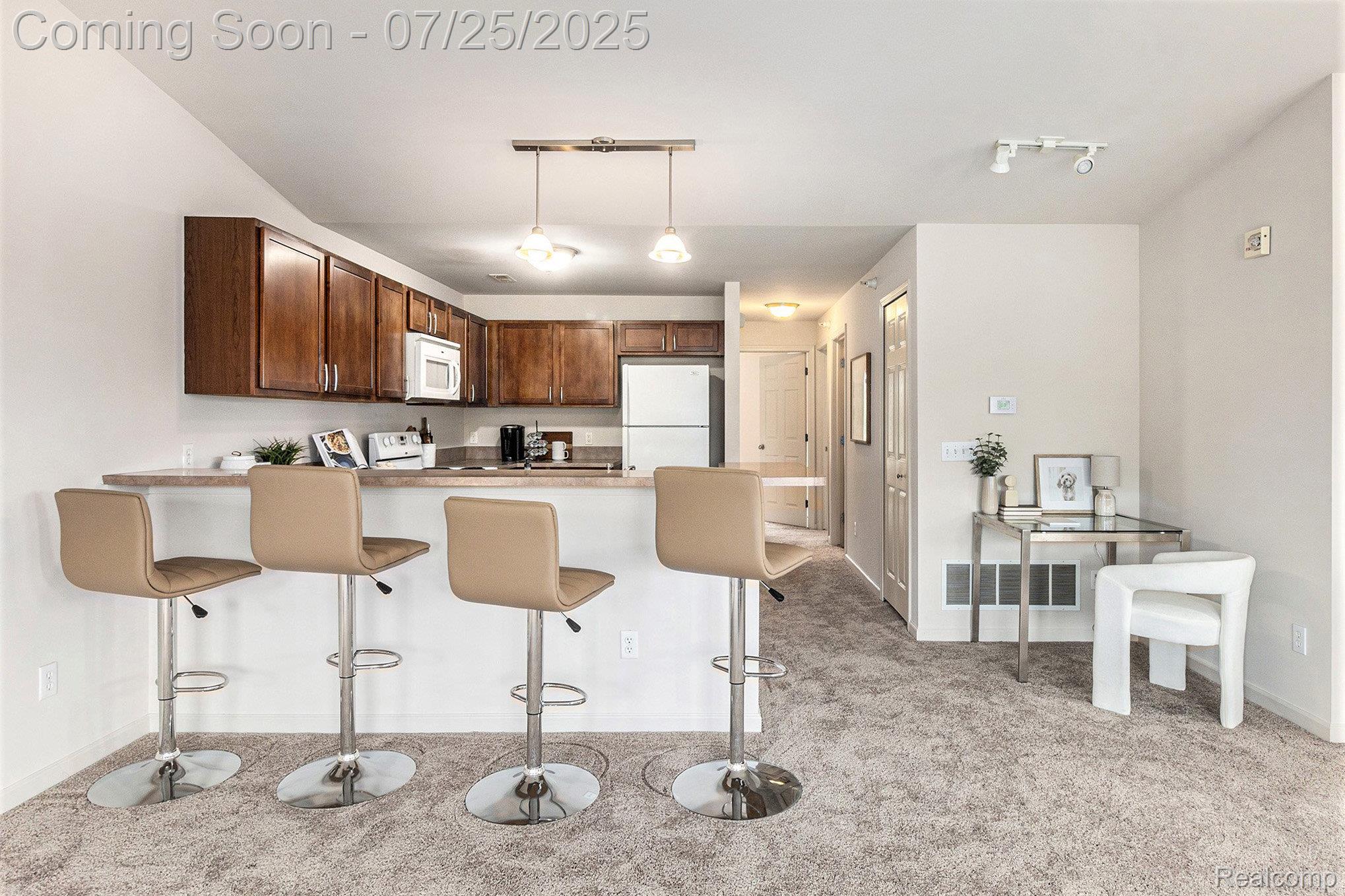 3280 Hilton Road