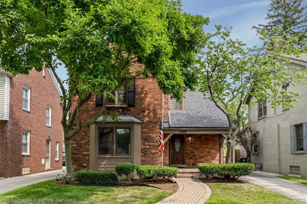 288 MORAN RD, GROSSE POINTE FARMS, MI 48236 - Image d3b545527ff3d4dca149e1215f9ad367/2185127059
