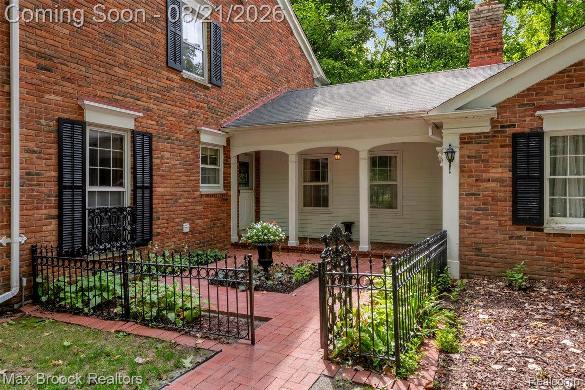 32845 Long Bow Court