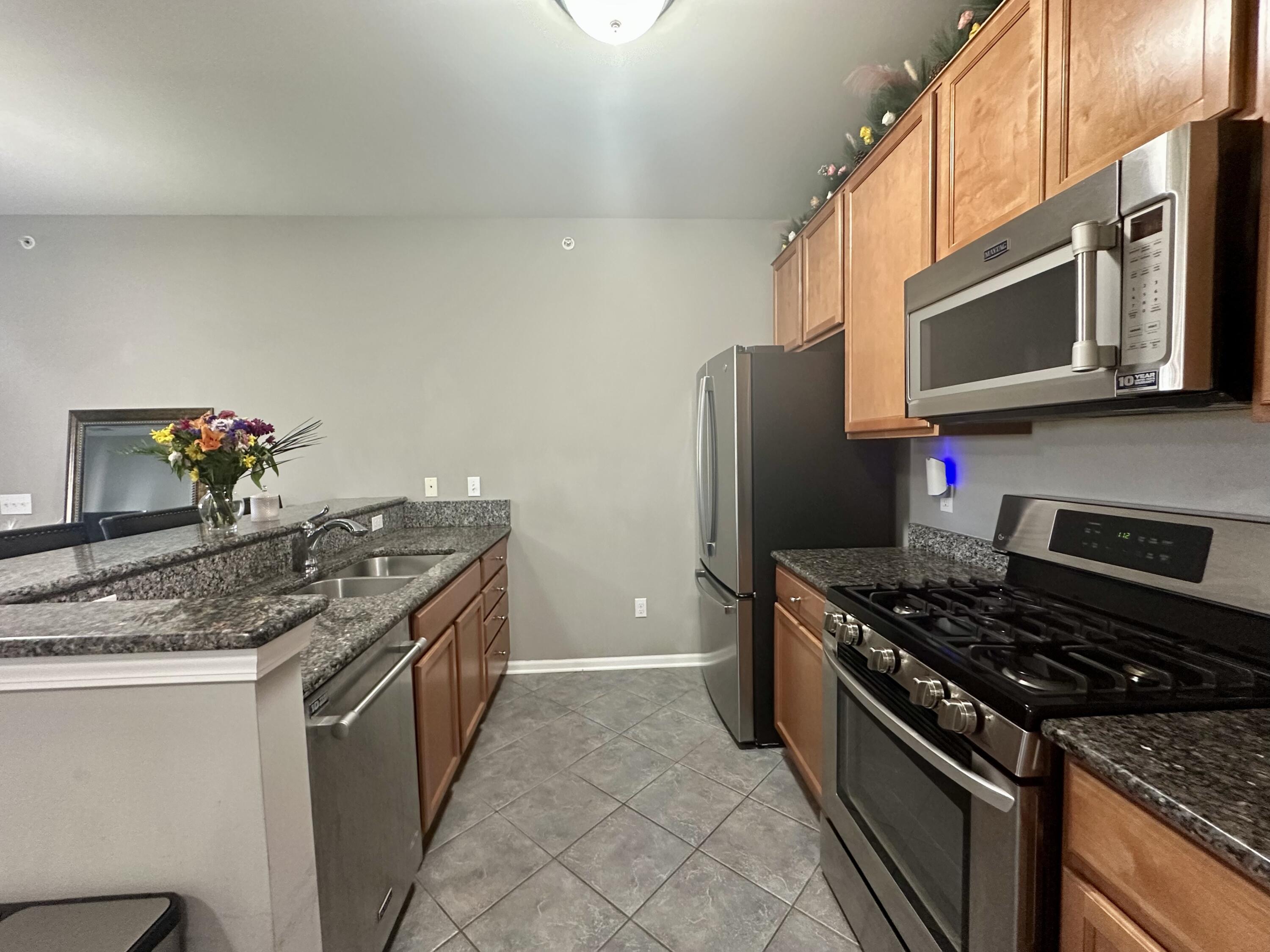 1078 W Summerfield Glen Circle