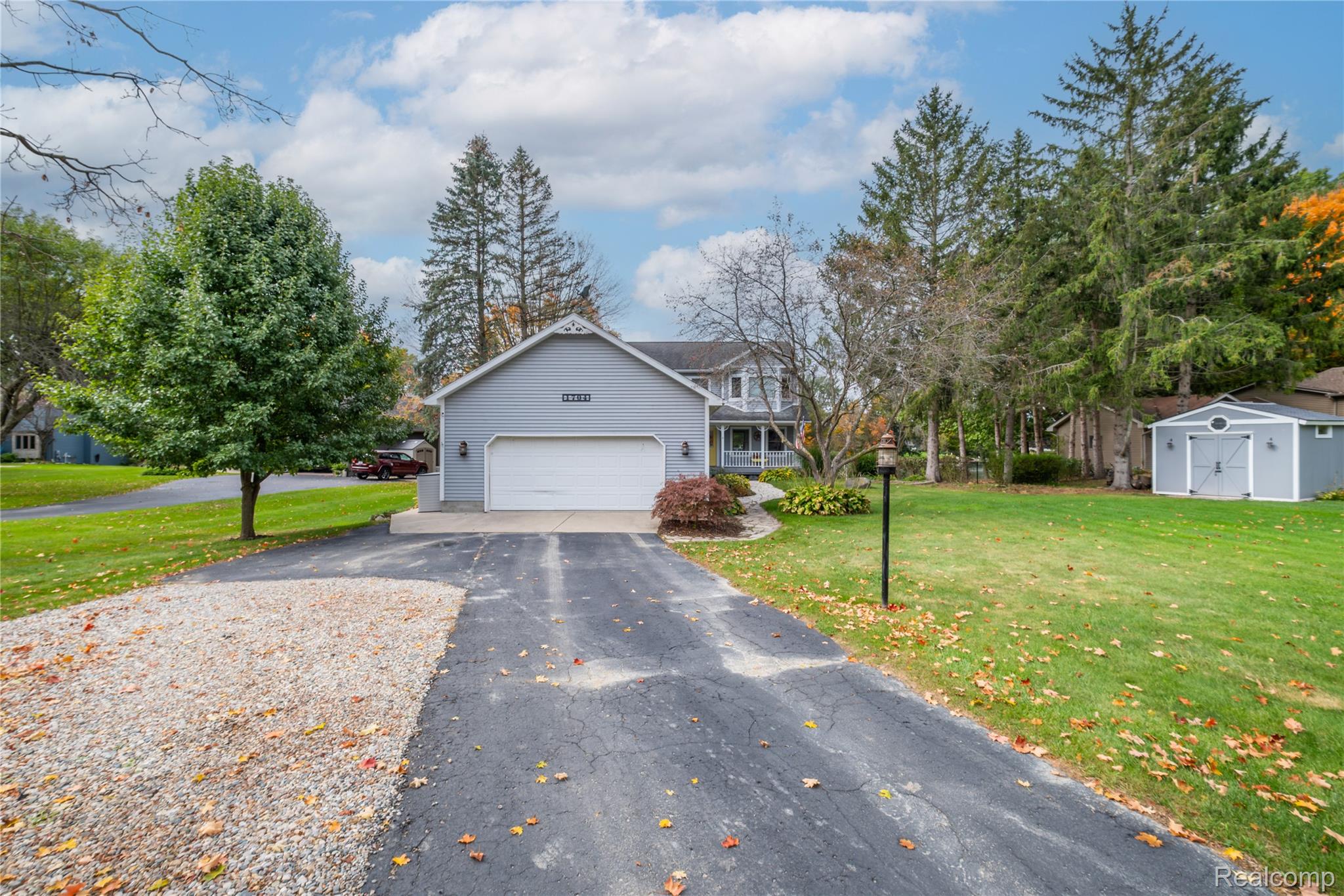 1704 Lakewood Circle