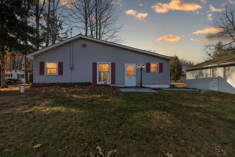 6364 Joanne Street Garfield Township MI 48632