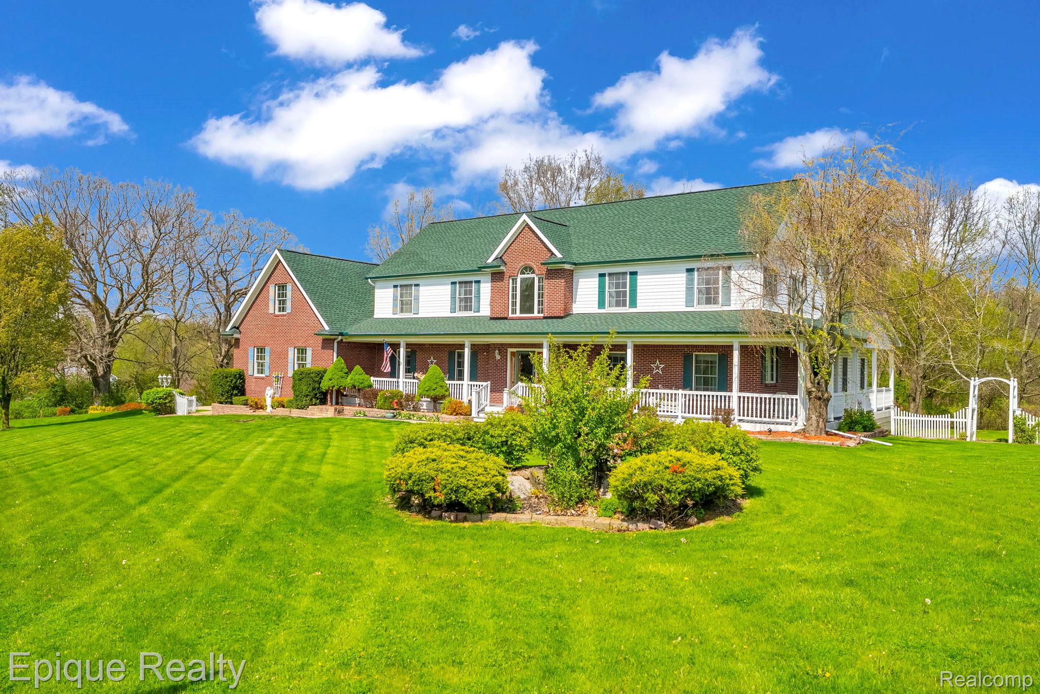 6495 Country Lane Drive