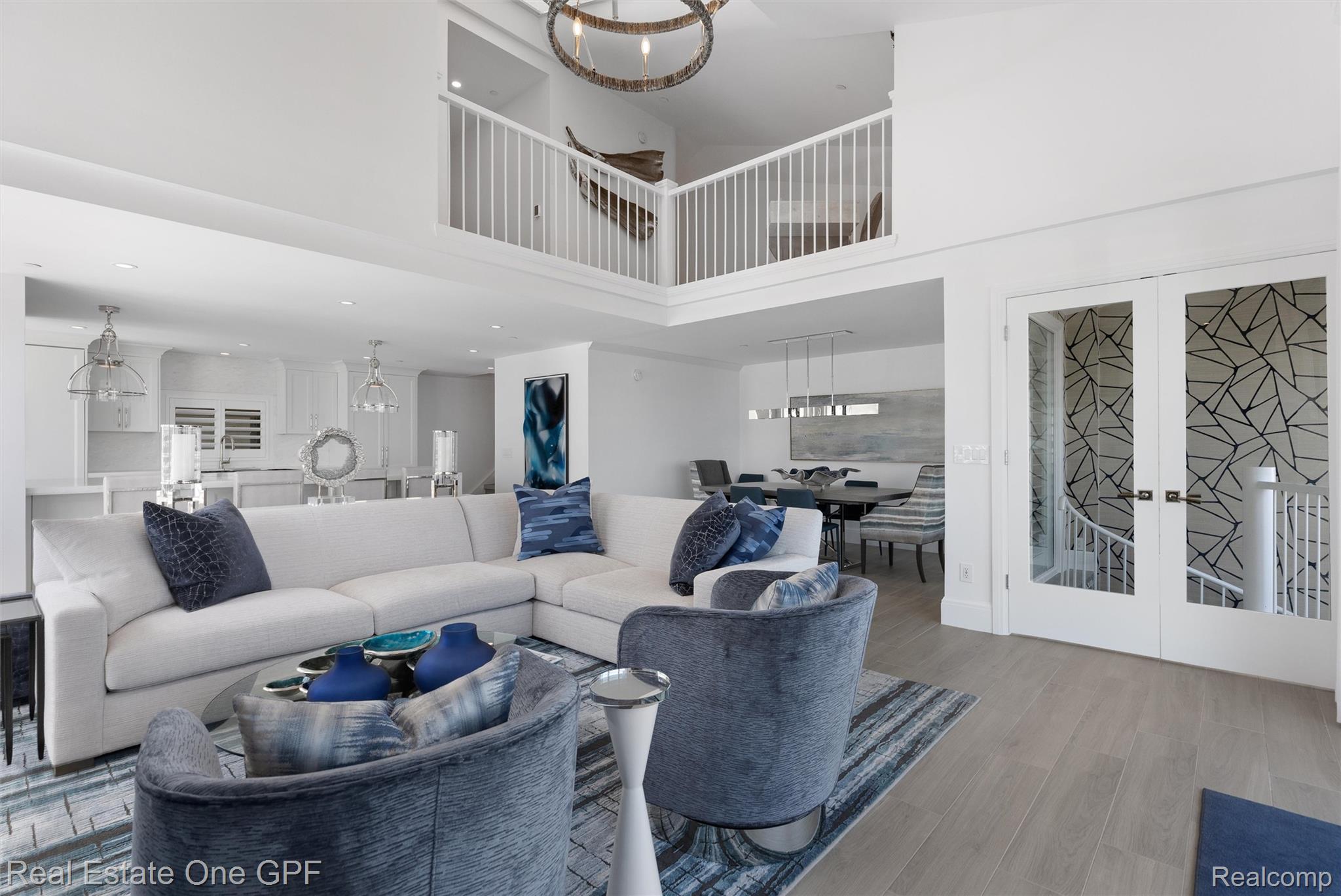 46 Evergreen Drive 1
