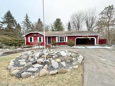 3101 Sands Court Milford Charter Township MI 48380