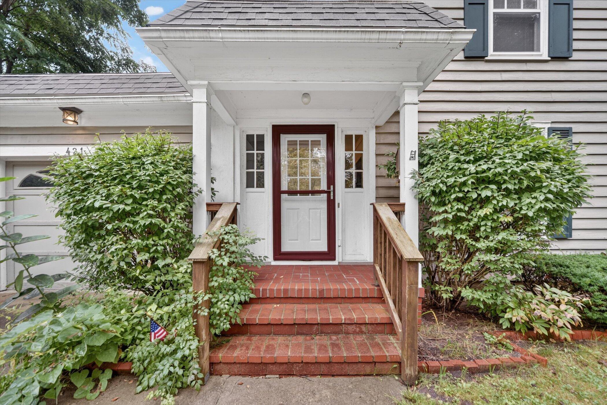 421 Elizabeth Street
