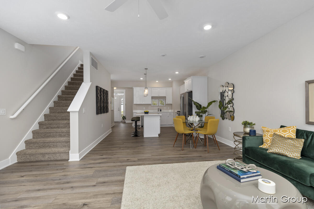 2239 Watertown Way NE