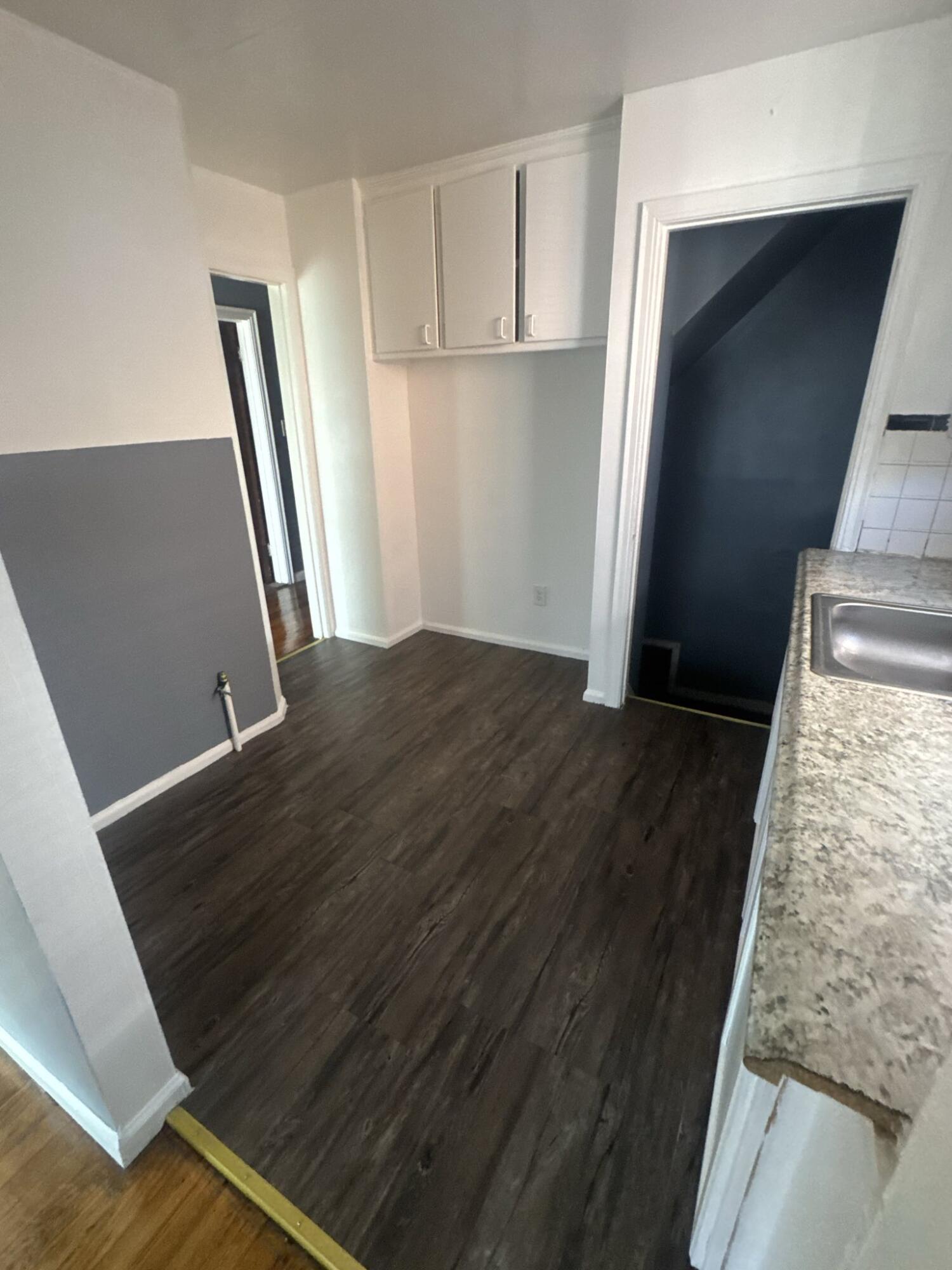 18915 Hamburg Street