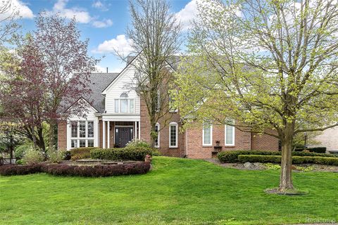 17350 Rolling Woods Circle Northville Township MI 48168