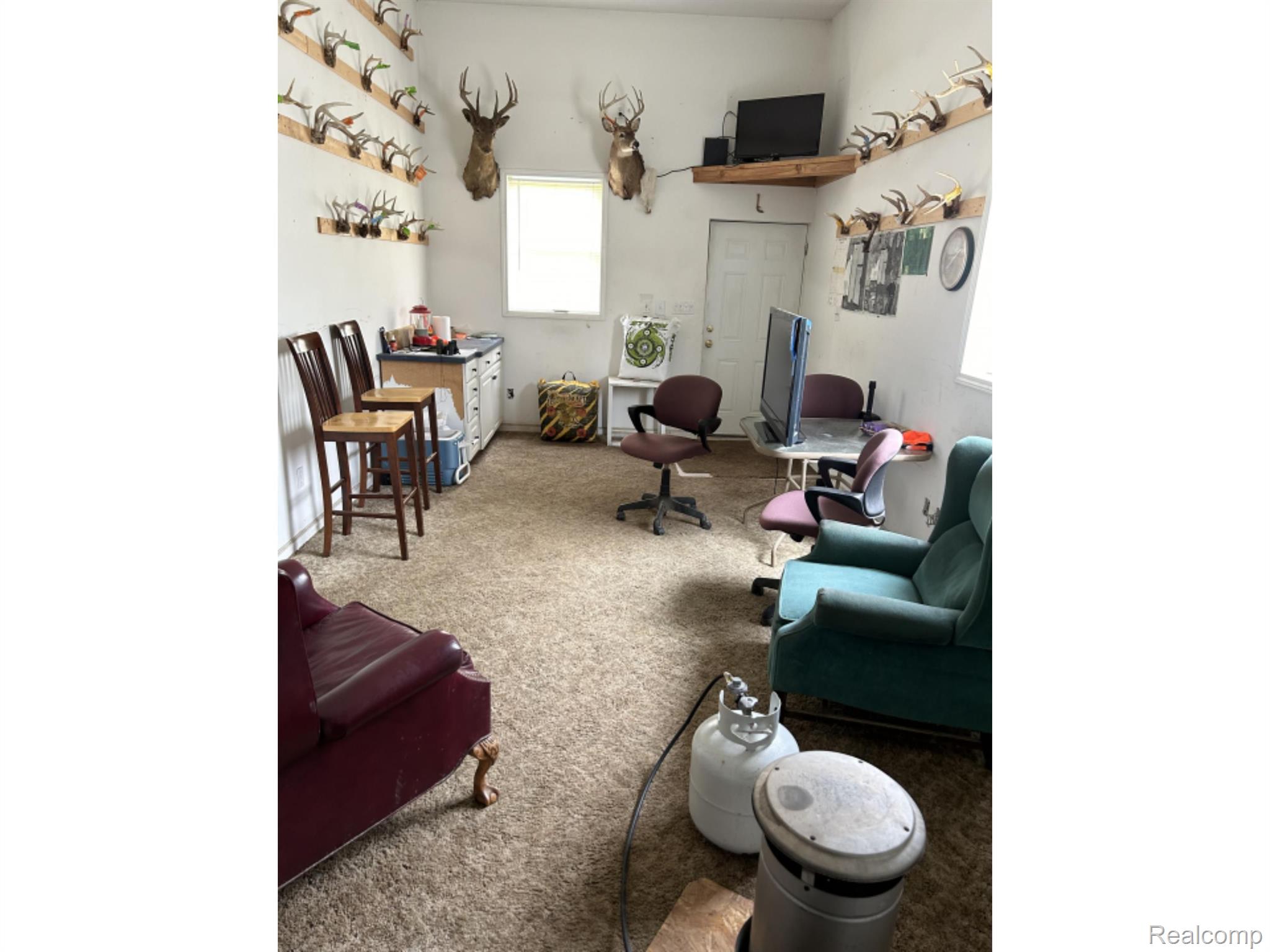 10069 SILVER LAKE Road