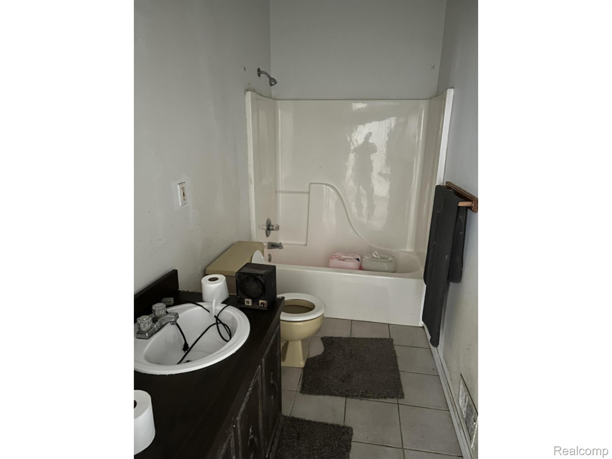 10069 SILVER LAKE Road