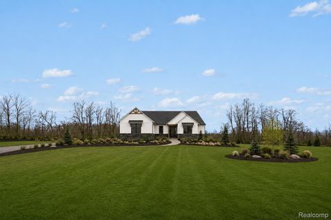 Photo of 13268 Cousins Court, Washington Township, MI 48094 (MLS # 20261034275)