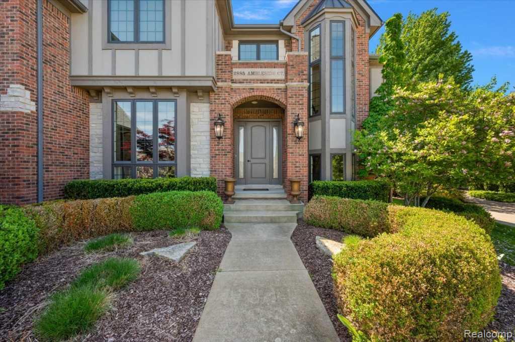 2885 Ambleside Court