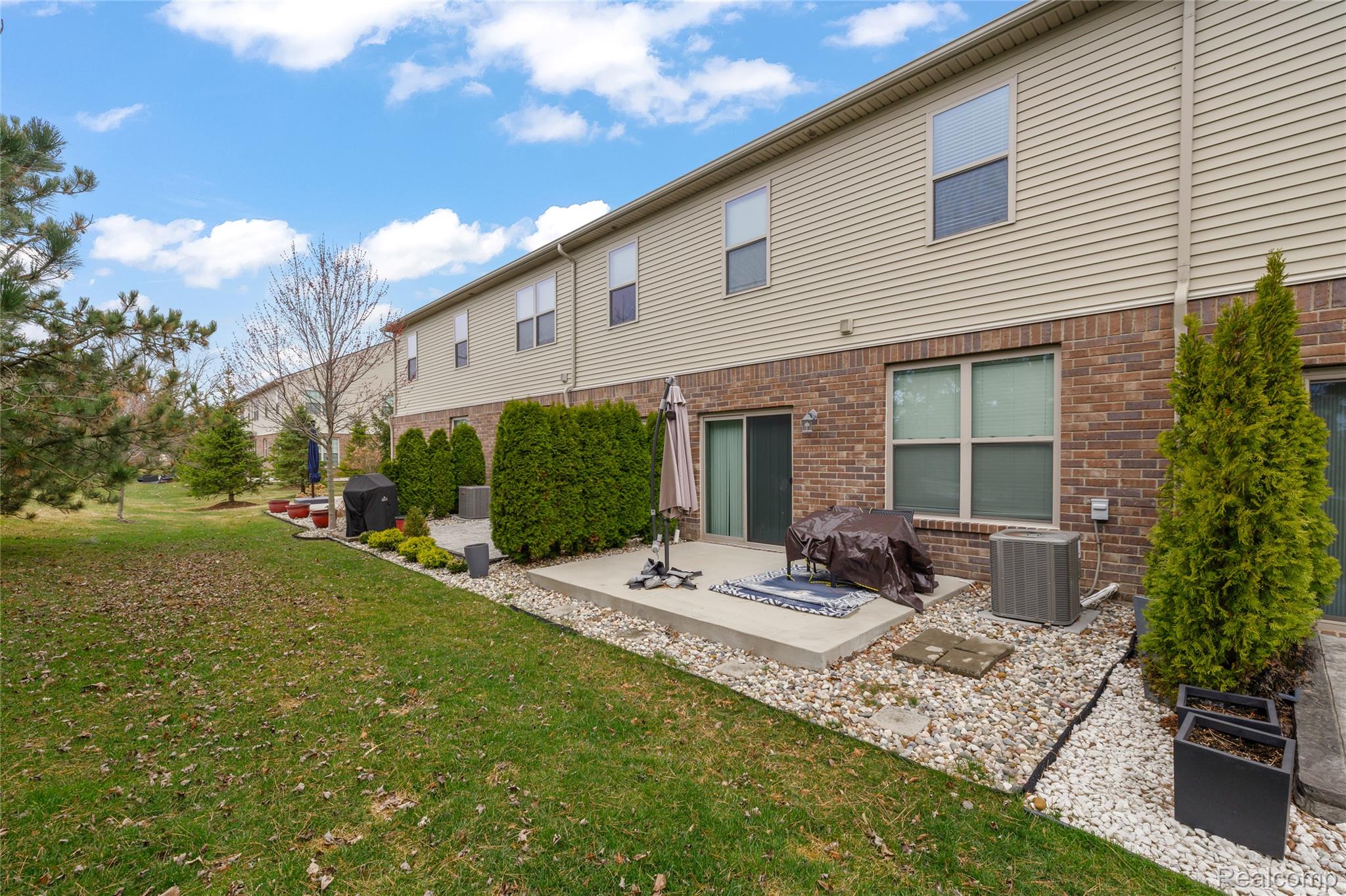 23116 Clarewood Street