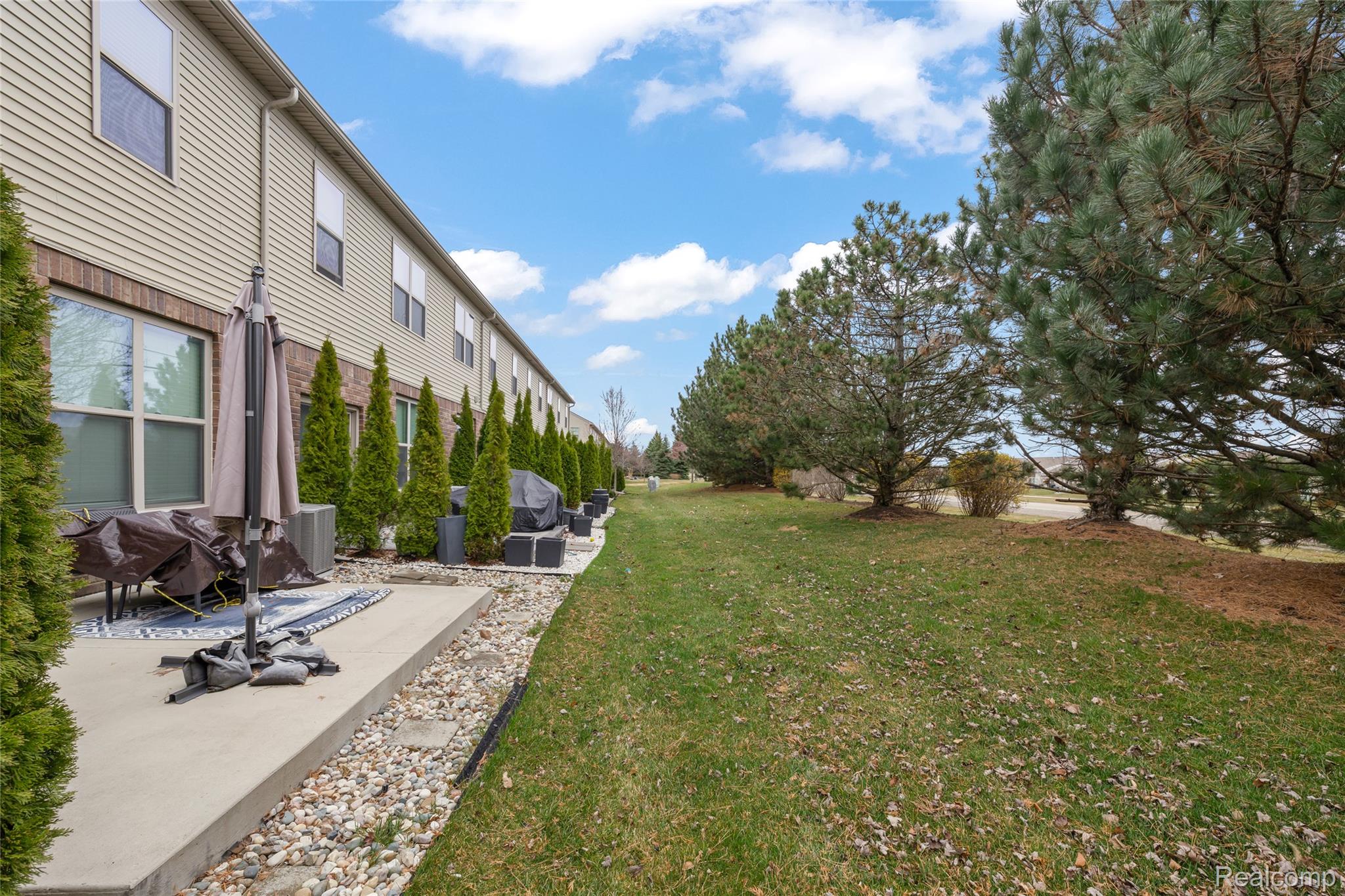 23116 Clarewood Street