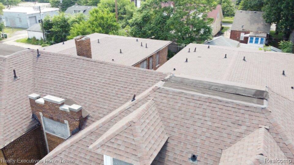 16159 Log Cabin Street