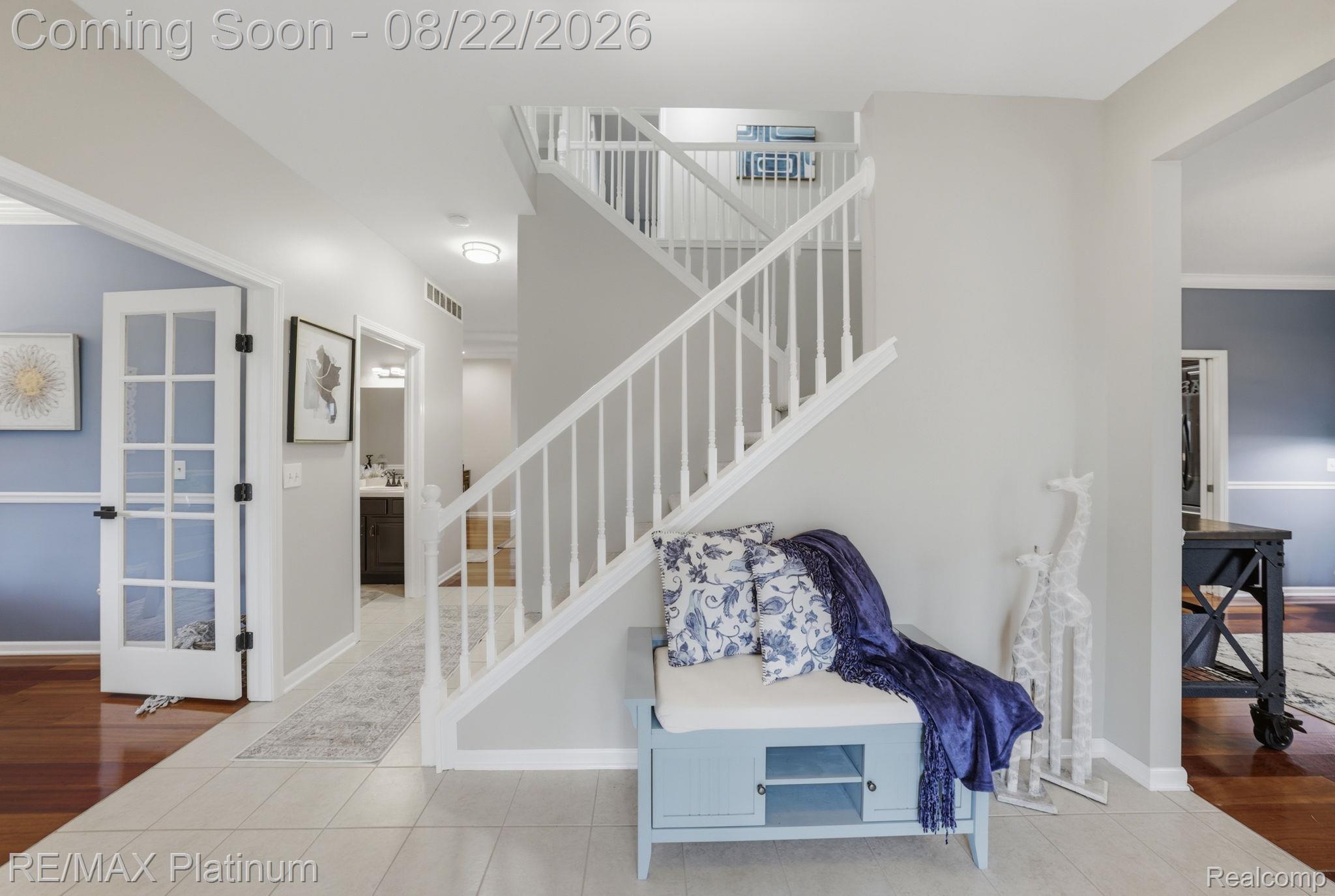 8927 Lantree Drive