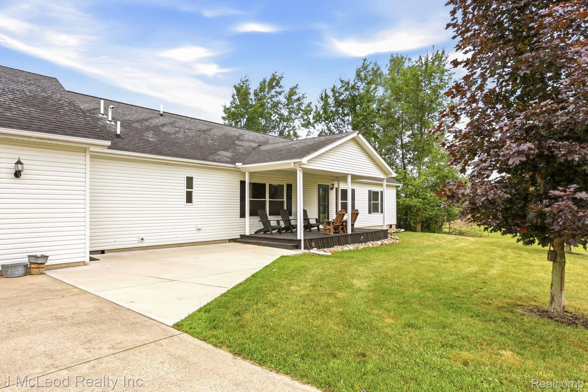 3135 Lee Hill Road