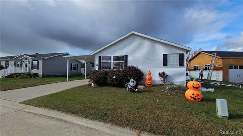 115 Pine Lakes Drive W Lapeer City MI 48446