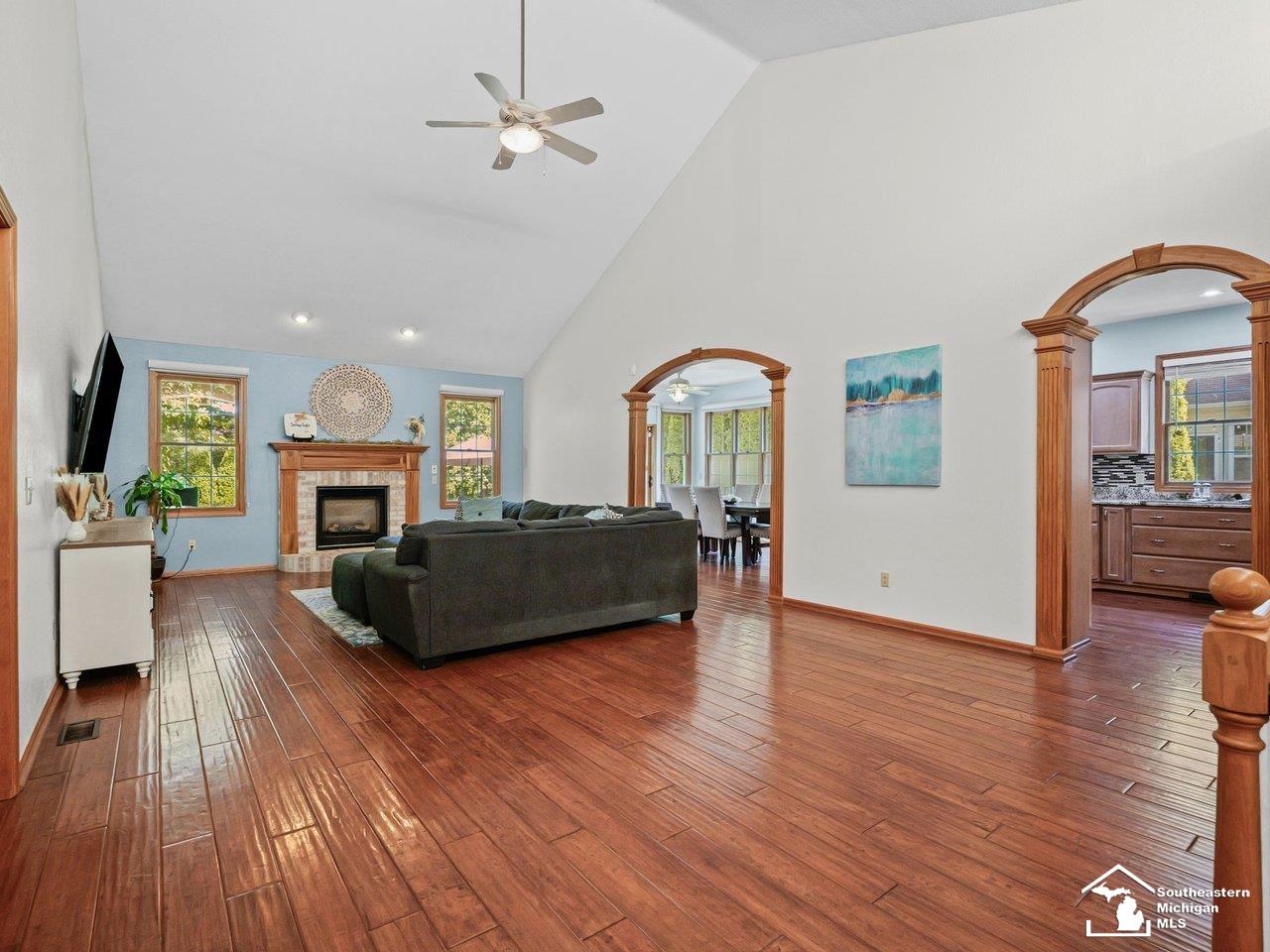 3498 Quail Hollow Drive