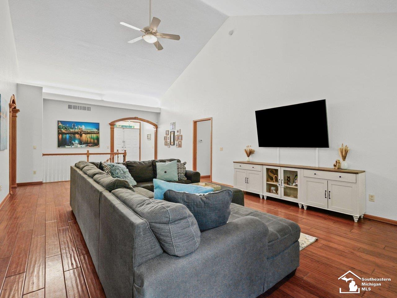3498 Quail Hollow Drive