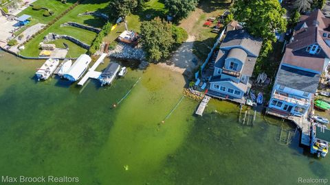 Tiny photo for 4120 Lotus Drive, Waterford Charter Township, MI 48329 (MLS # 20261010231)