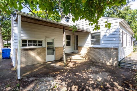 Tiny photo for 4120 Lotus Drive, Waterford Charter Township, MI 48329 (MLS # 20261010231)