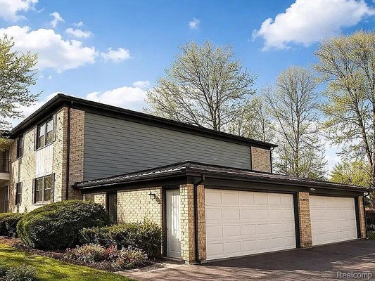 30050 WILDBROOK DR APT 203, SOUTHFIELD, MI 48034 - Image d415deacfb8dfd614e4cf12482dd8033/3460586754