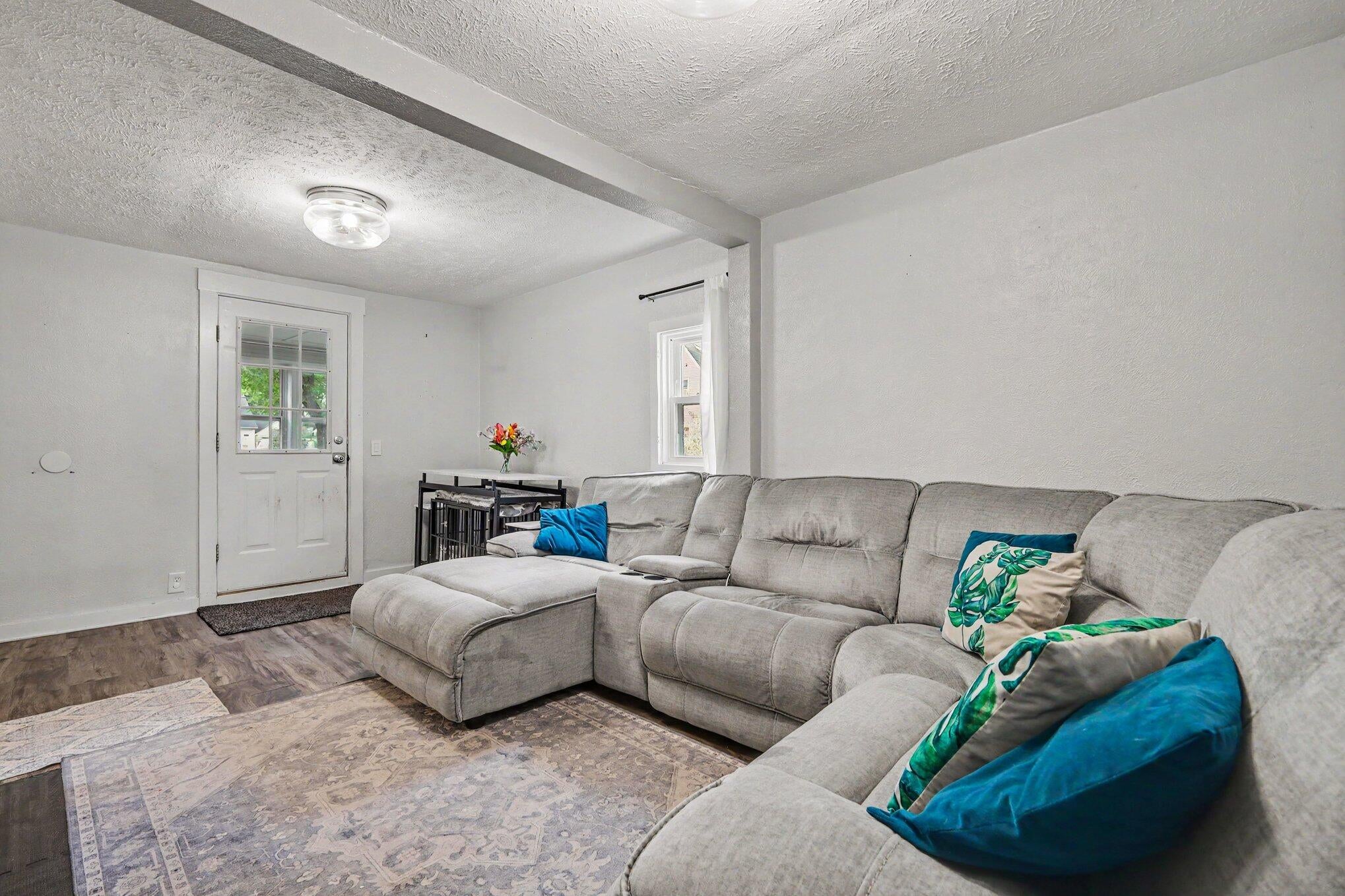 125 Maplelawn Street SE