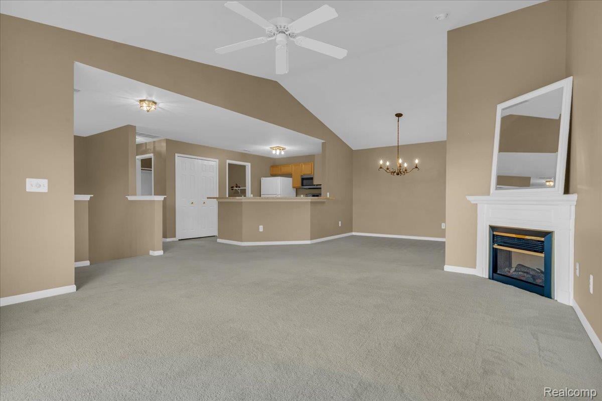 New Baltimore City, Michigan 48051, United States, 2 Bedrooms Bedrooms, ,2 BathroomsBathrooms,Residential,Active,237414