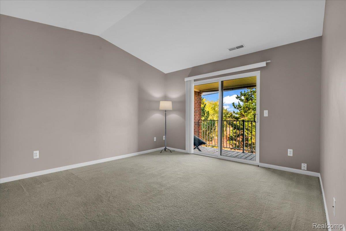 New Baltimore City, Michigan 48051, United States, 2 Bedrooms Bedrooms, ,2 BathroomsBathrooms,Residential,Active,237414