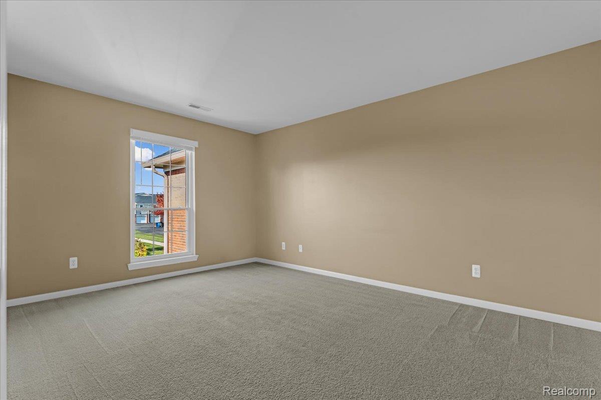 New Baltimore City, Michigan 48051, United States, 2 Bedrooms Bedrooms, ,2 BathroomsBathrooms,Residential,Active,237414