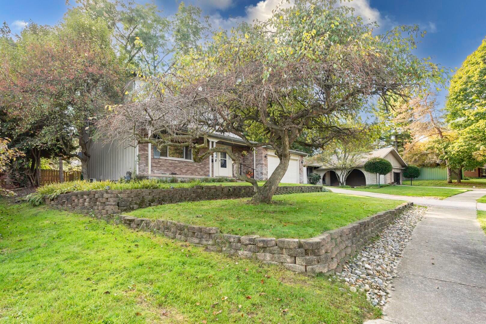 1088 Mark Street